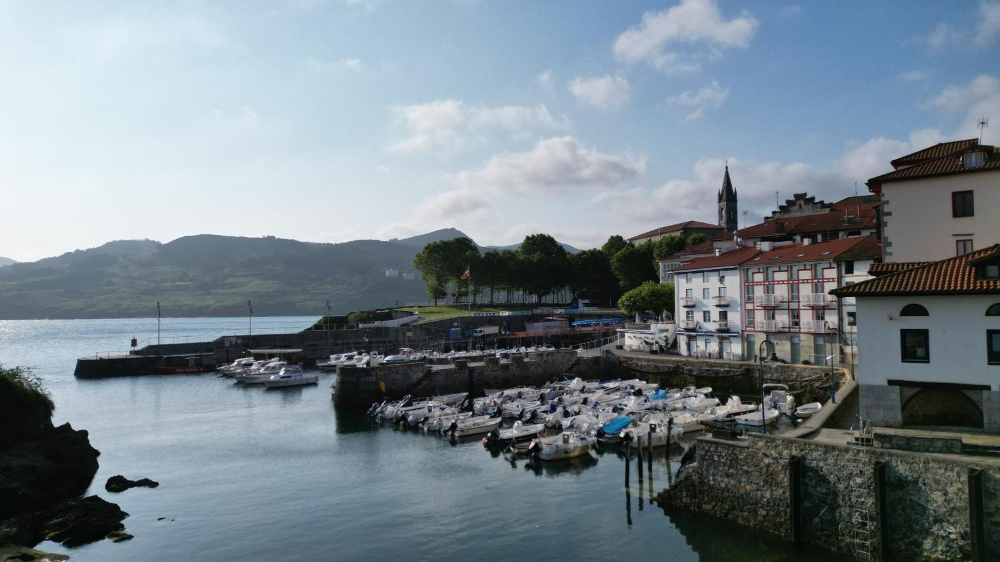 Apartamentos&Spa Mundaka Port Екстериор снимка